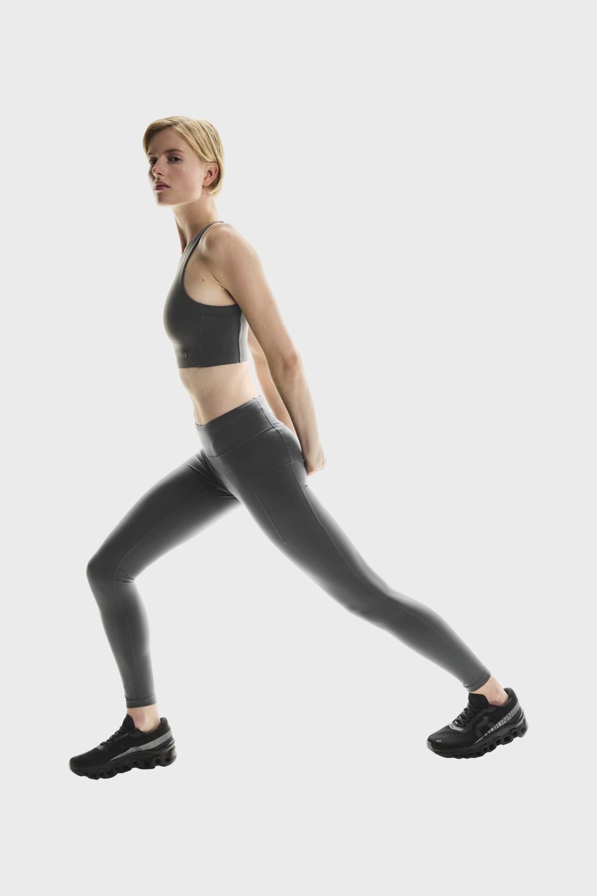 ON W - パフォーマンスタイツ