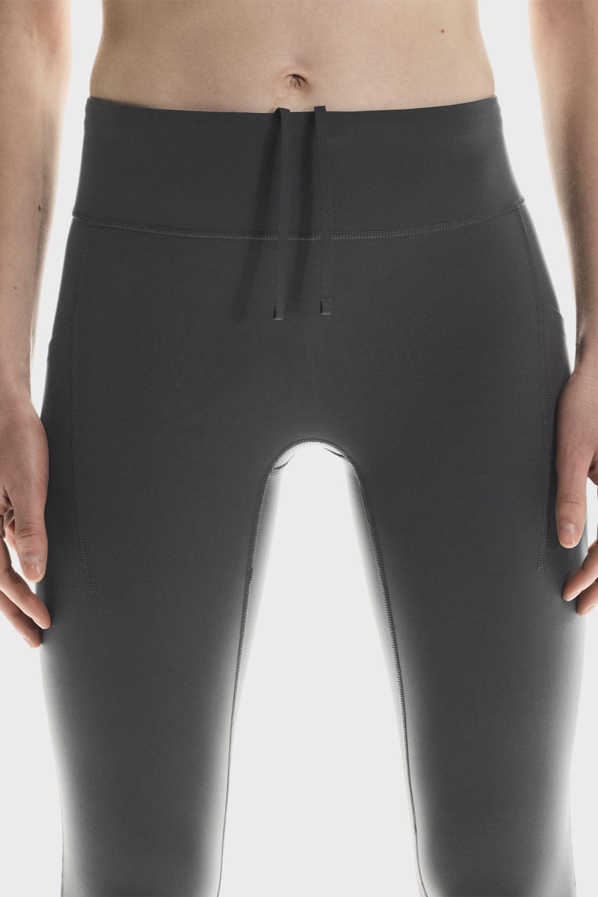 ON W - パフォーマンスタイツ