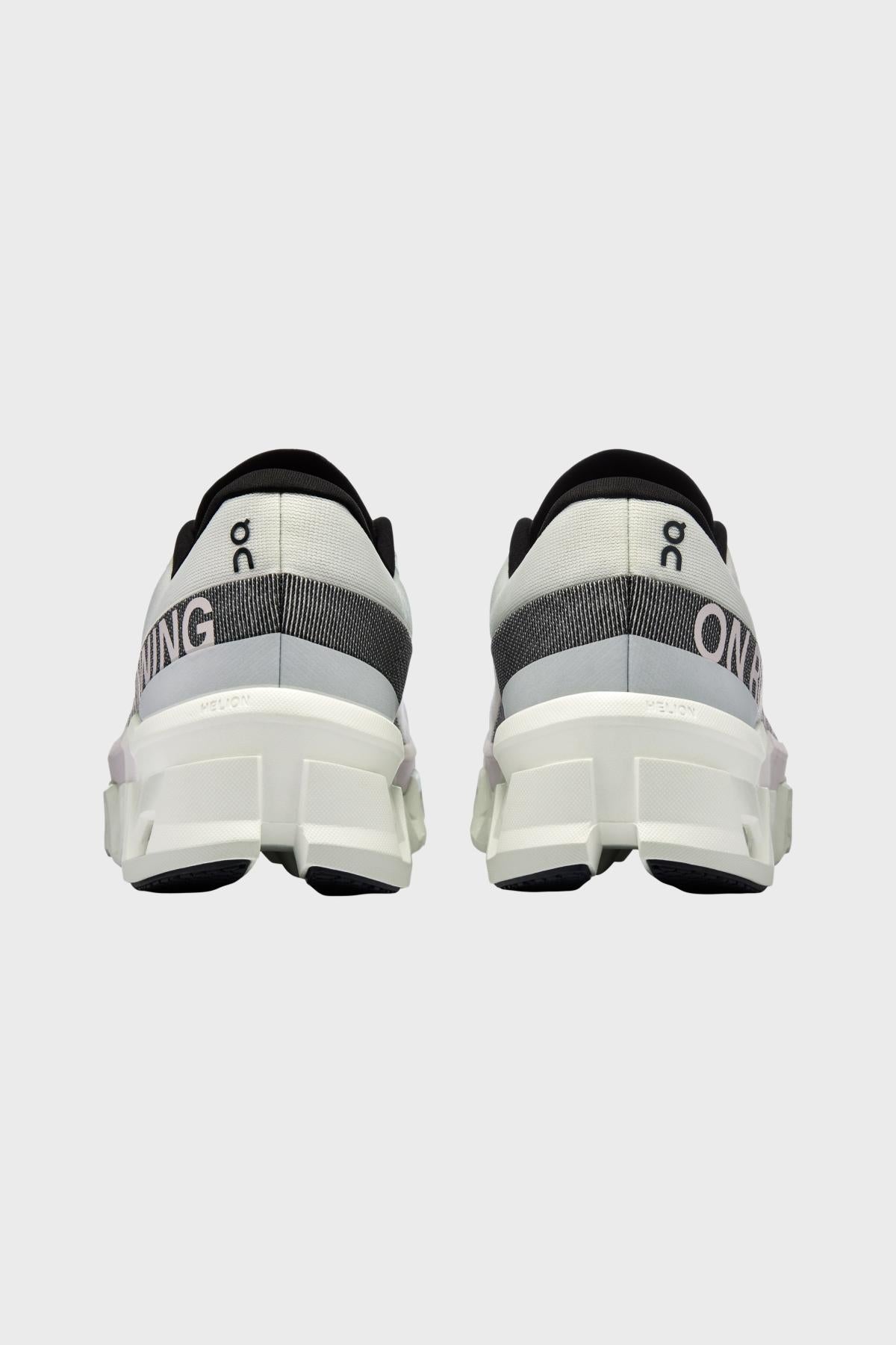 ON W - CLOUDMONSTER 2