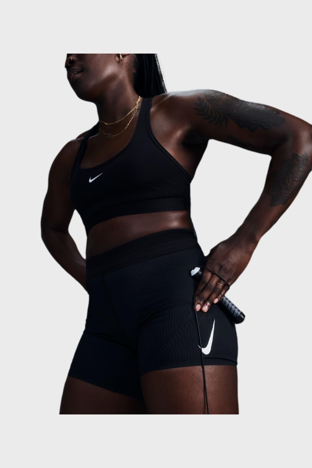NIKE - W ナイキ エアロスイフト ショーツ