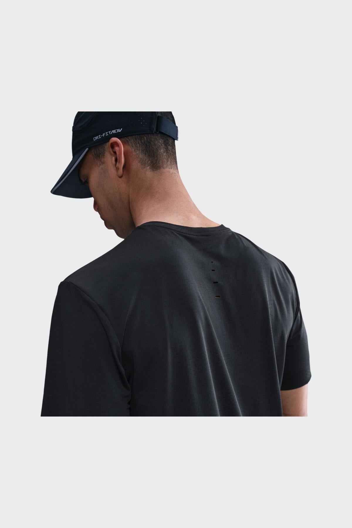 Nike - dry FIT trail t-shirt