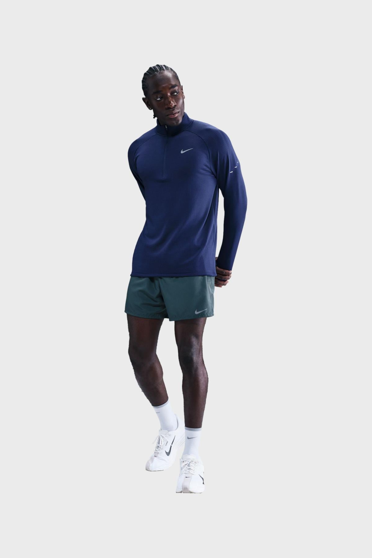 Nike - ドライ FIT トレイル T シャツ
