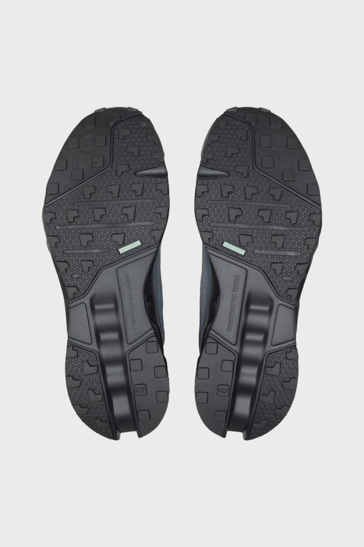 On - CLOUDSURFER TRAIL