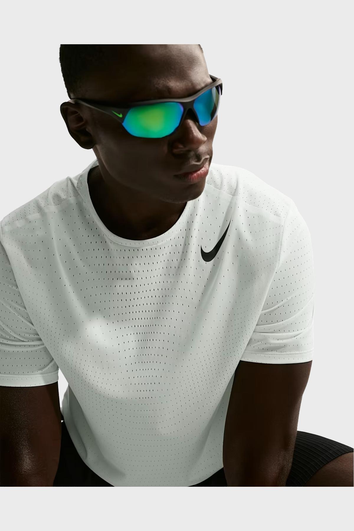 Dri-FIT ADV Aeroswift Running Tee