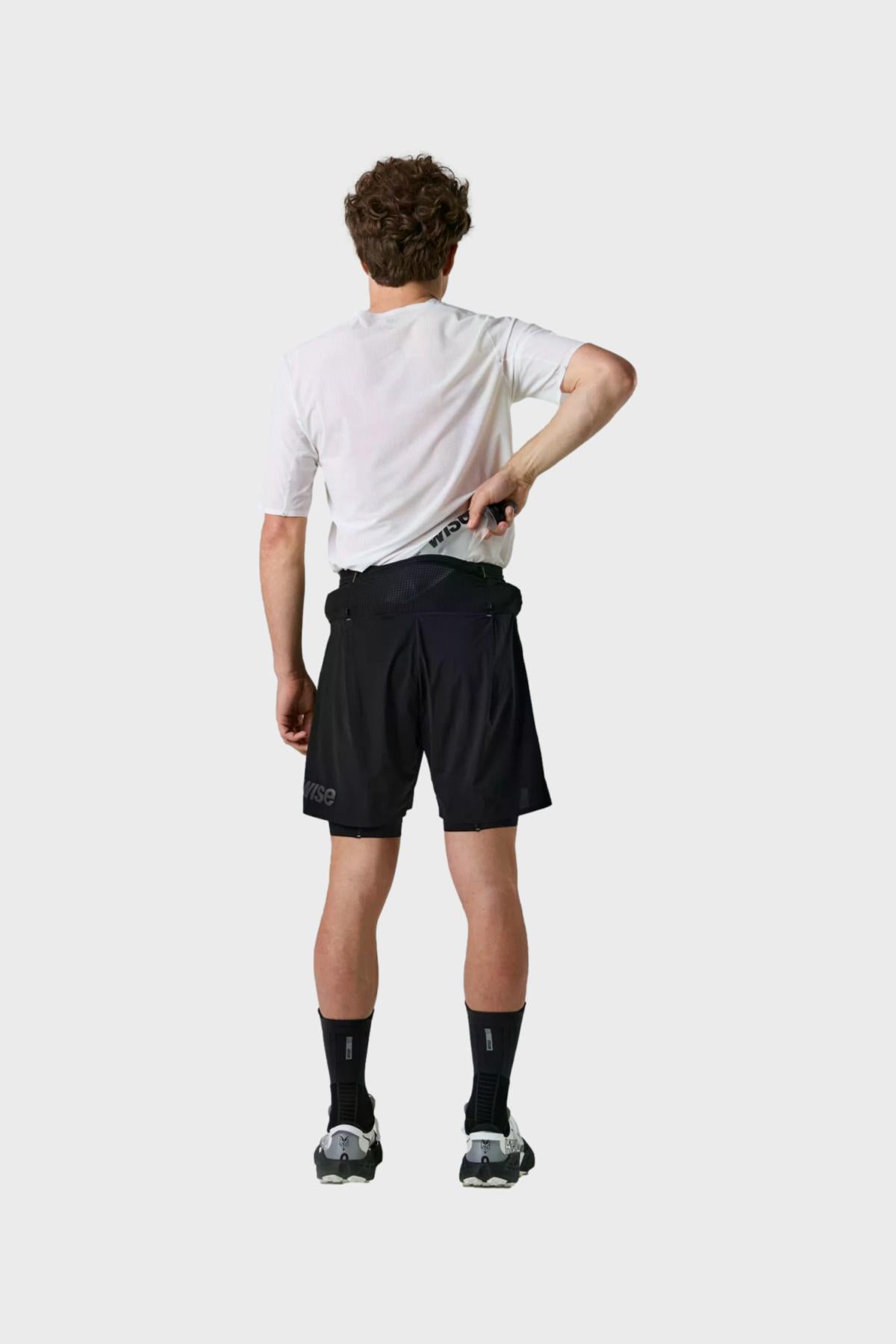 Short 532