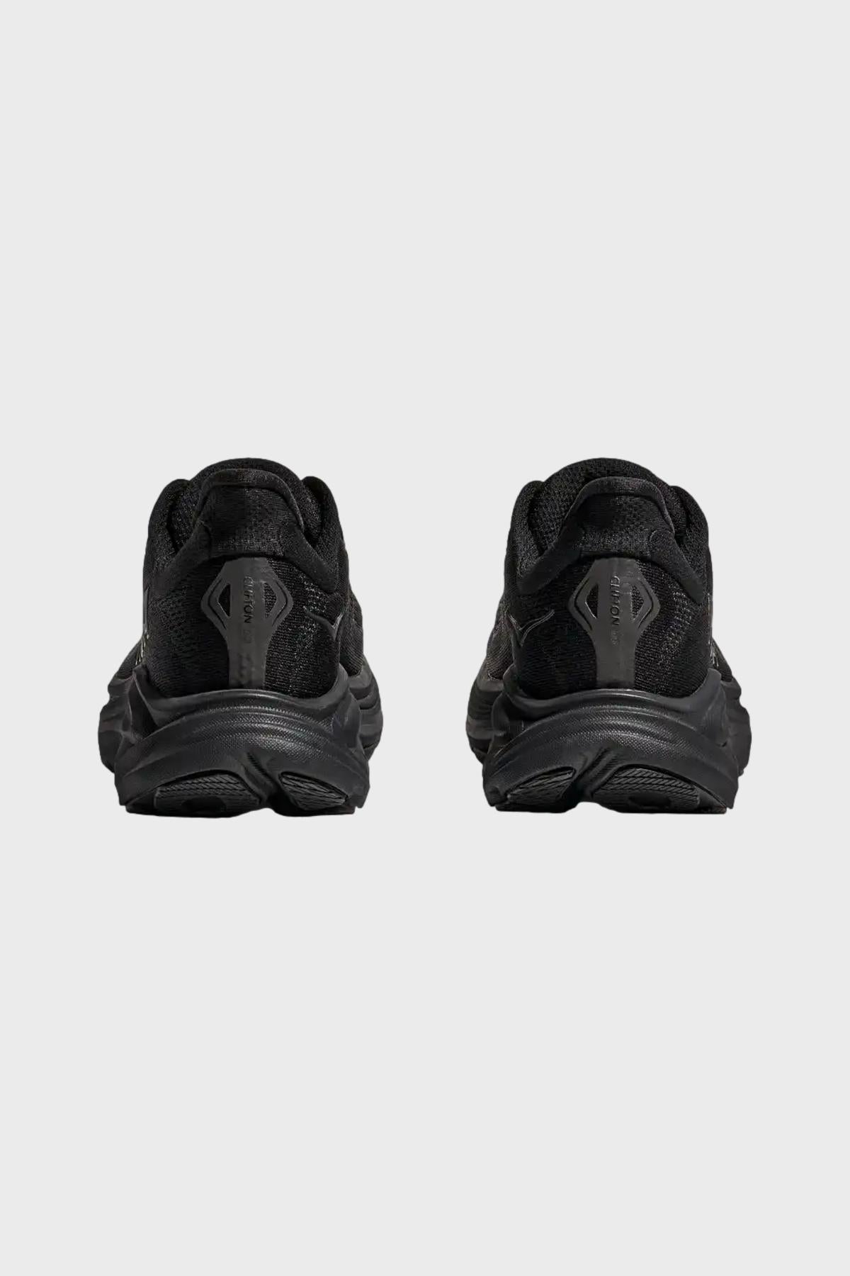 HOKA ONE ONE - CLIFTON 10