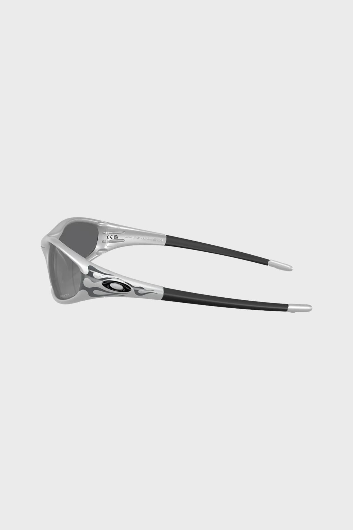 OAKLEY  - STRAIGHT JACKET 99