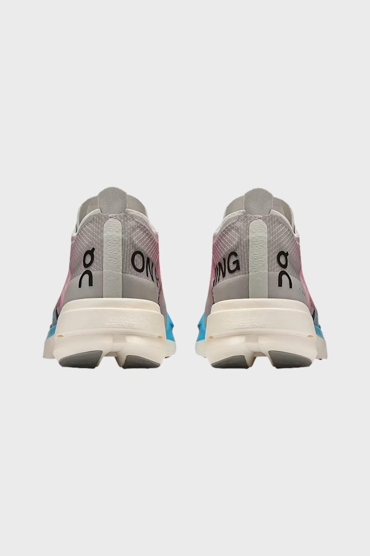 ON - CLOUDBOOM STRIKE