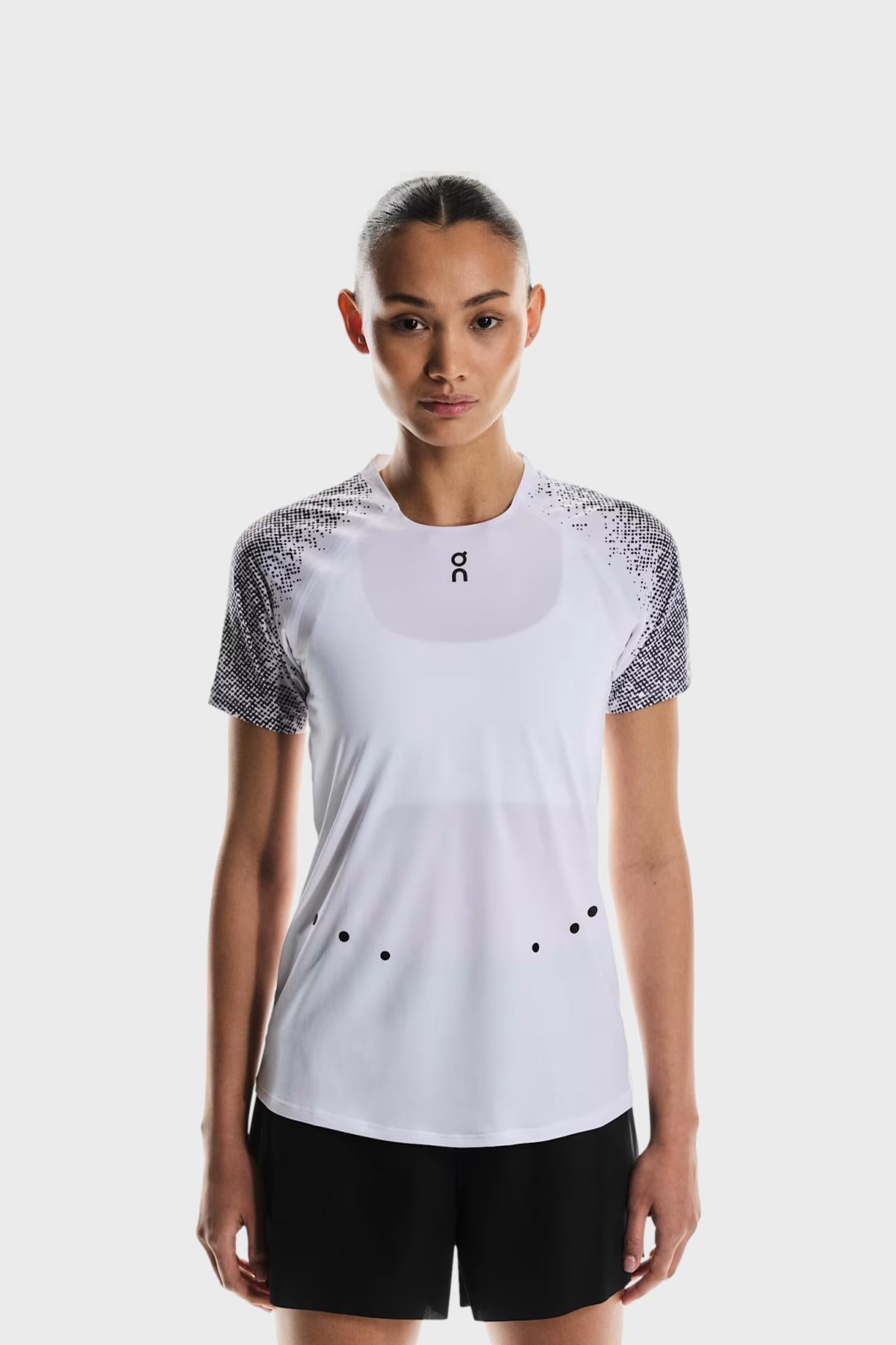 オン W - ウルトラ T