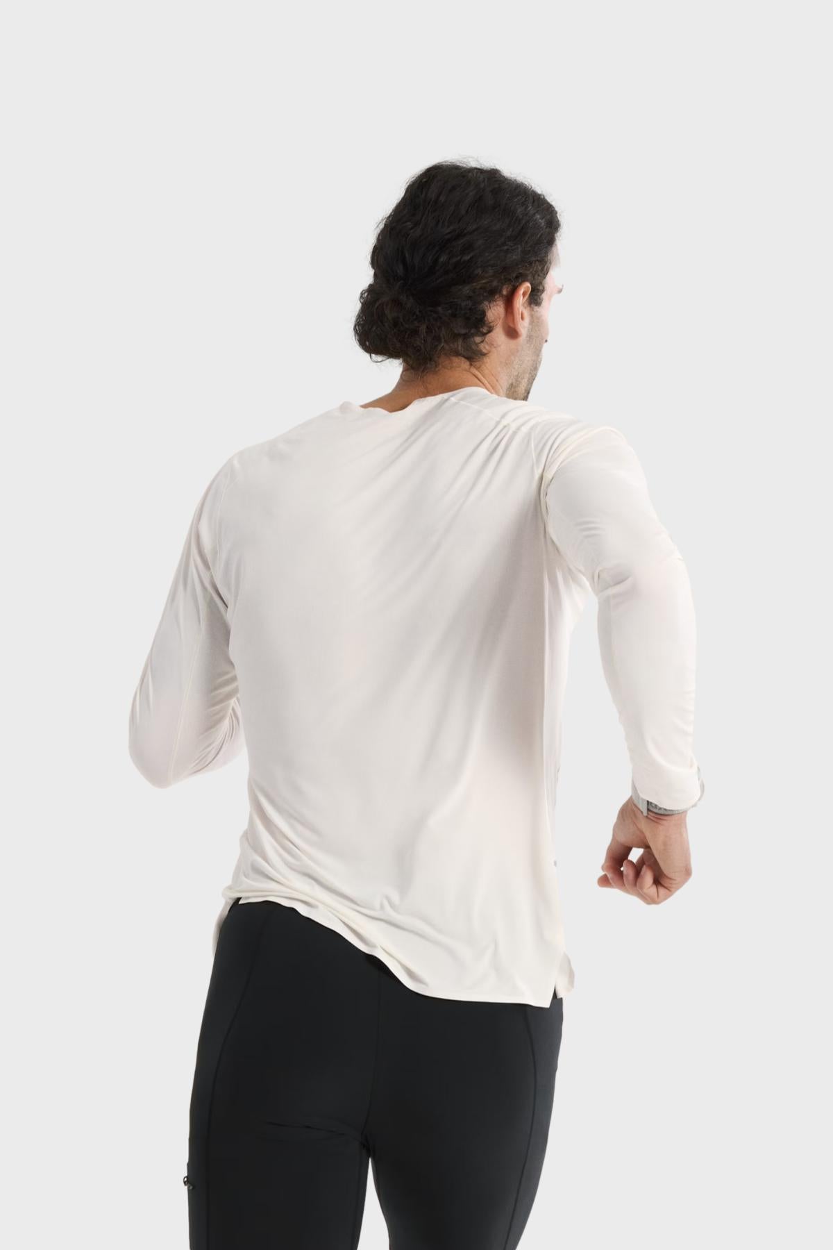 アークテリクス - ノーバン ウィンドシェル フーディ