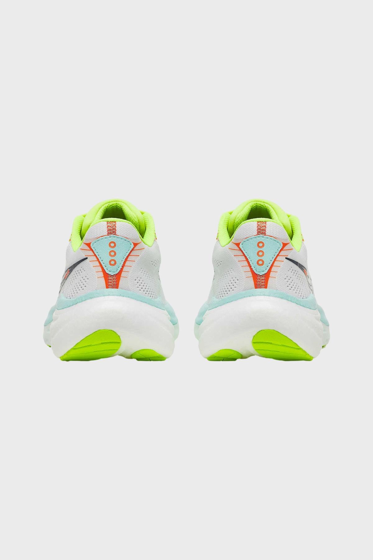 サッカニー W - ライド 18