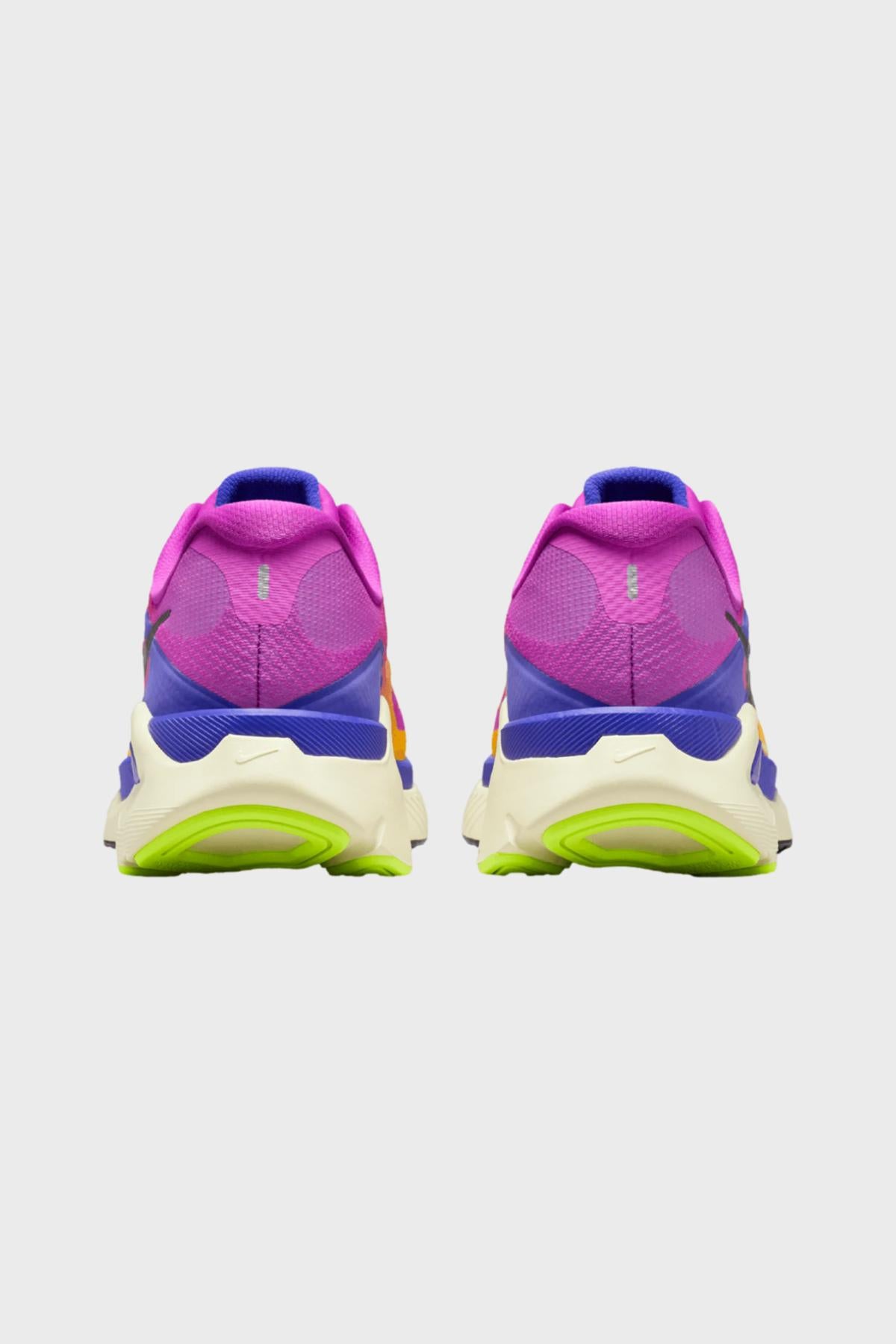 NIKE - STRUCTURE PLUS