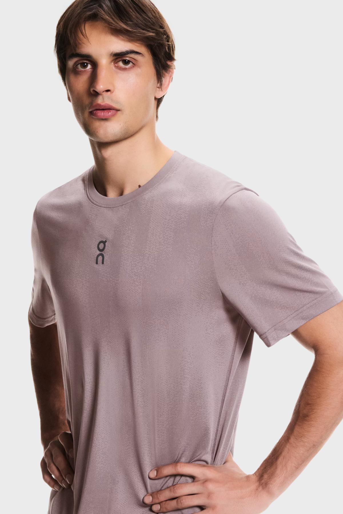 オン - ウルトラ-T