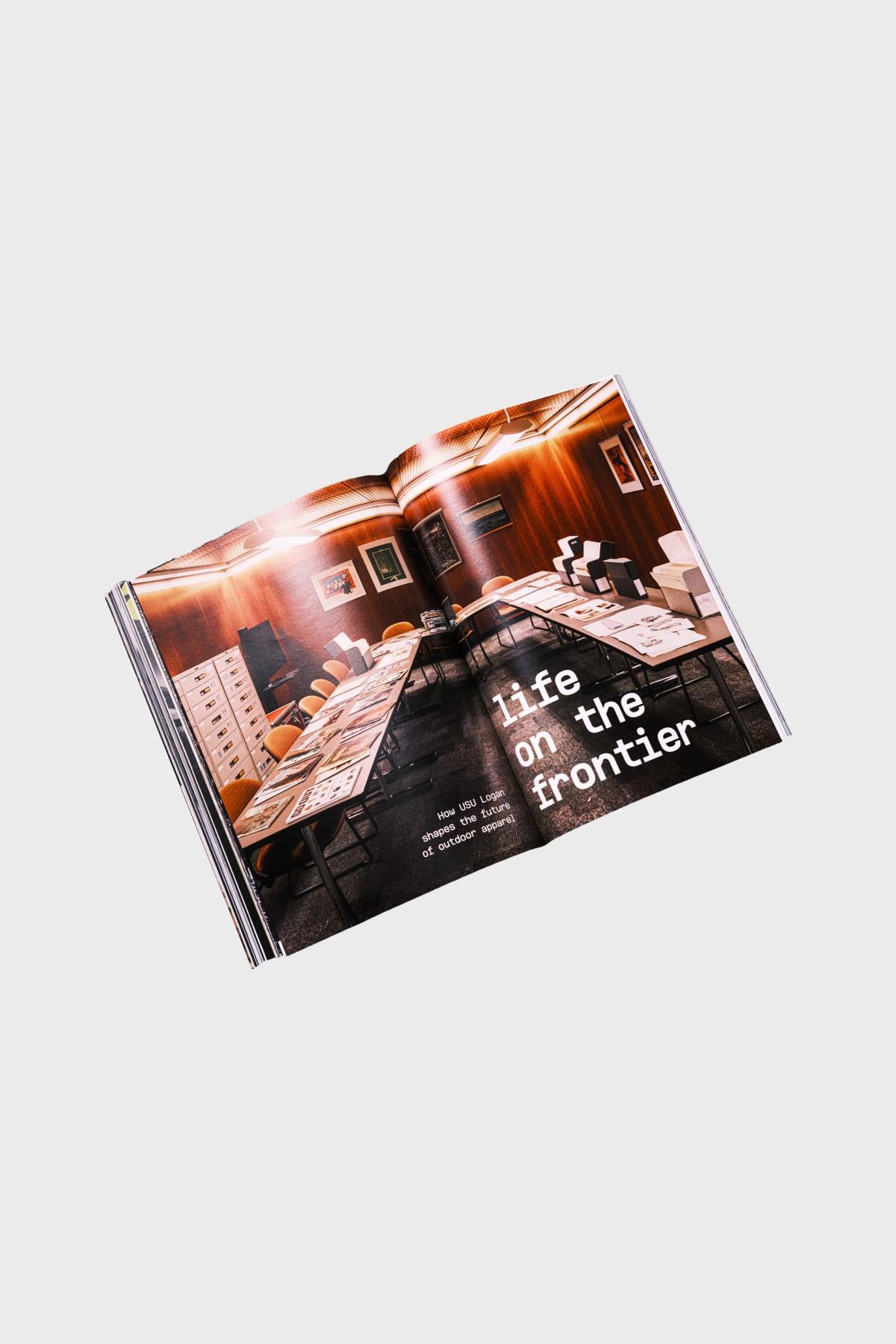 ISSUE 09