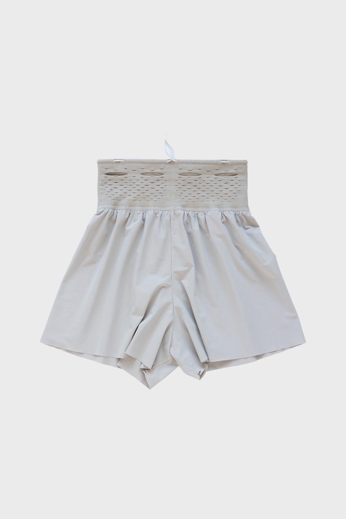 WARP SHORT SHORT