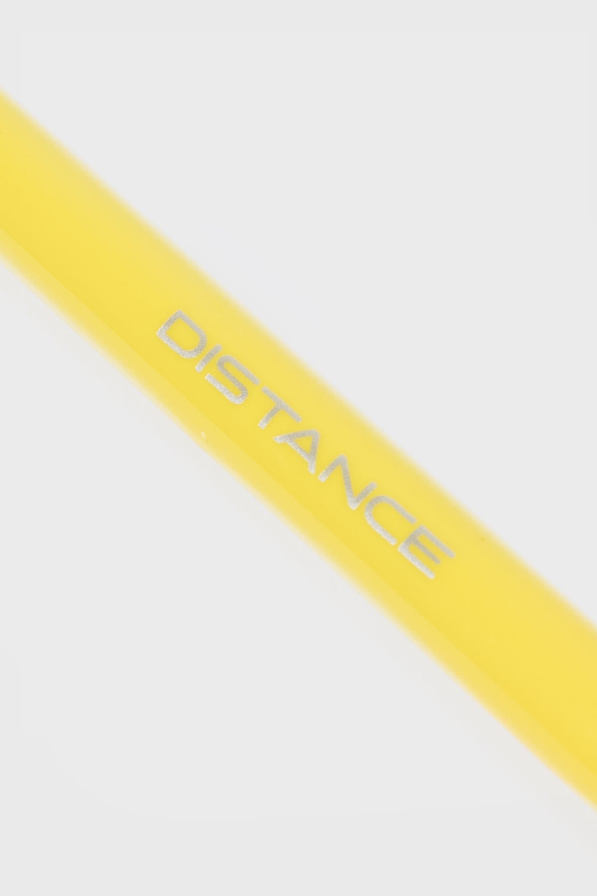 Distance x BIC - pen