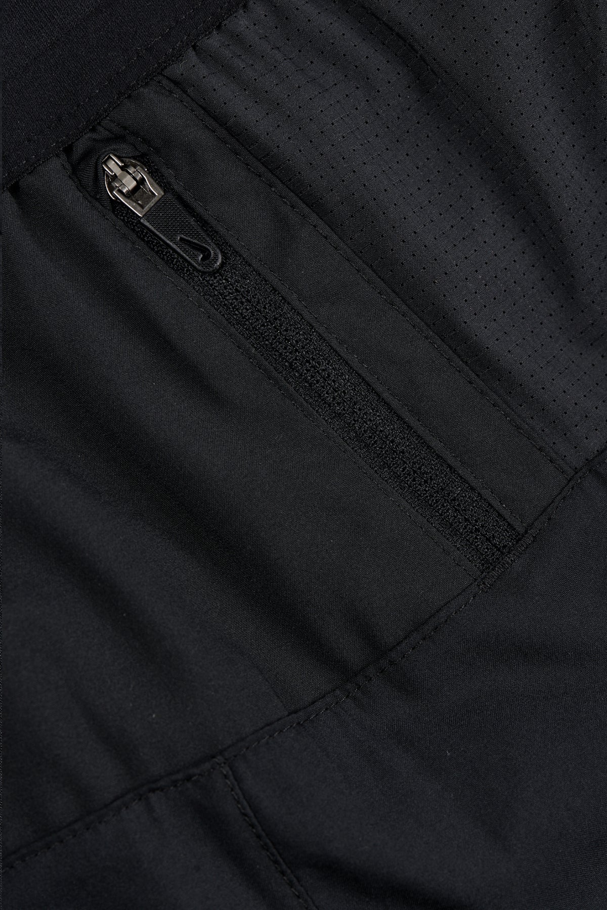 NIKE - FLEX STRIDE 2 IN 1