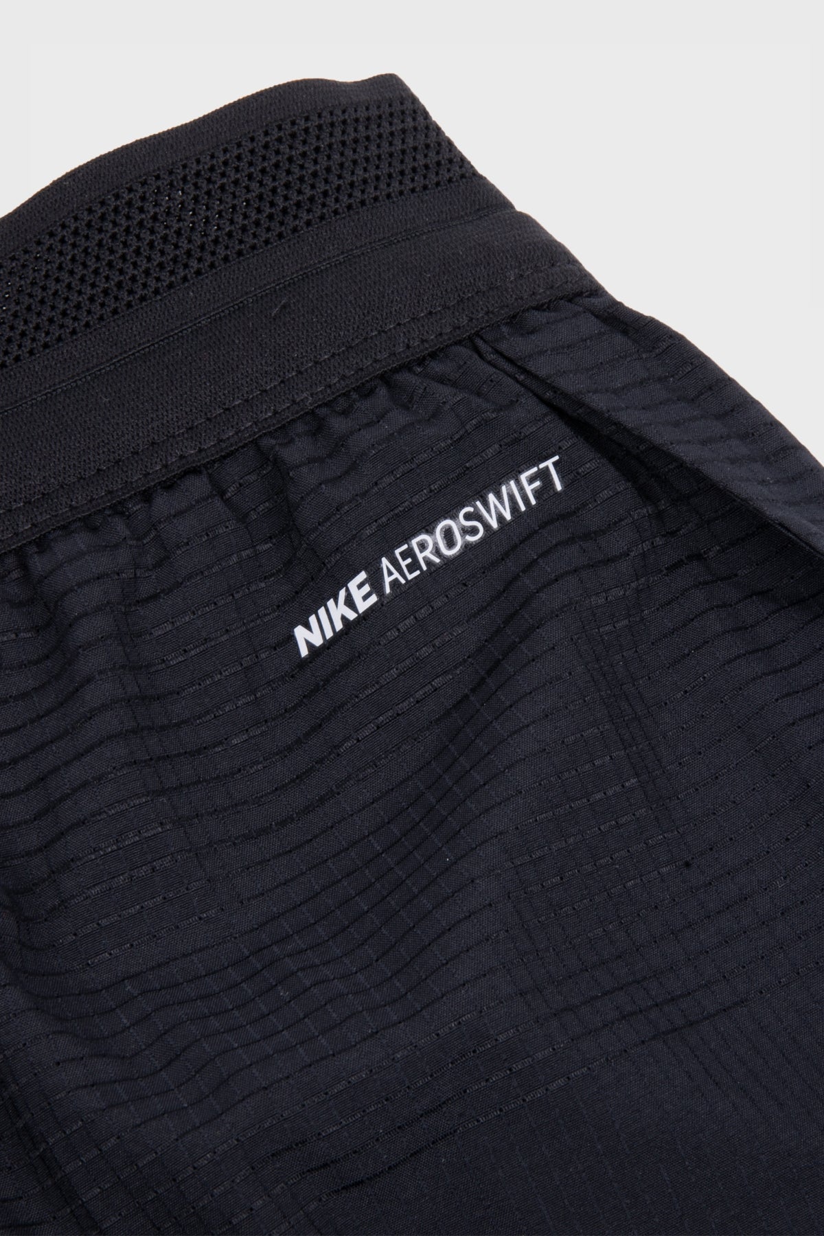 Nike - AeroSwift short